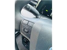Vehicle Thumb #17