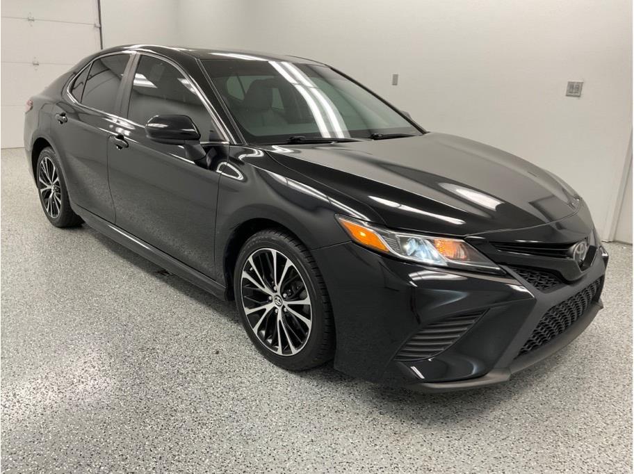 2018 Toyota Camry from E-Z Way Auto Sales Hickory