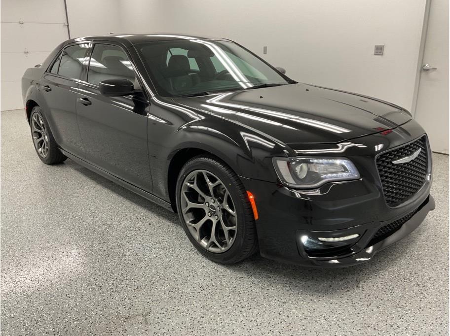 2018 Chrysler 300 from E-Z Way Auto Sales Hickory