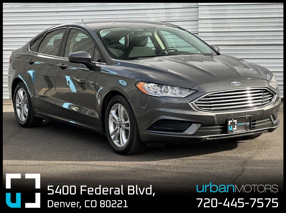 2018 Ford Fusion SE's photo