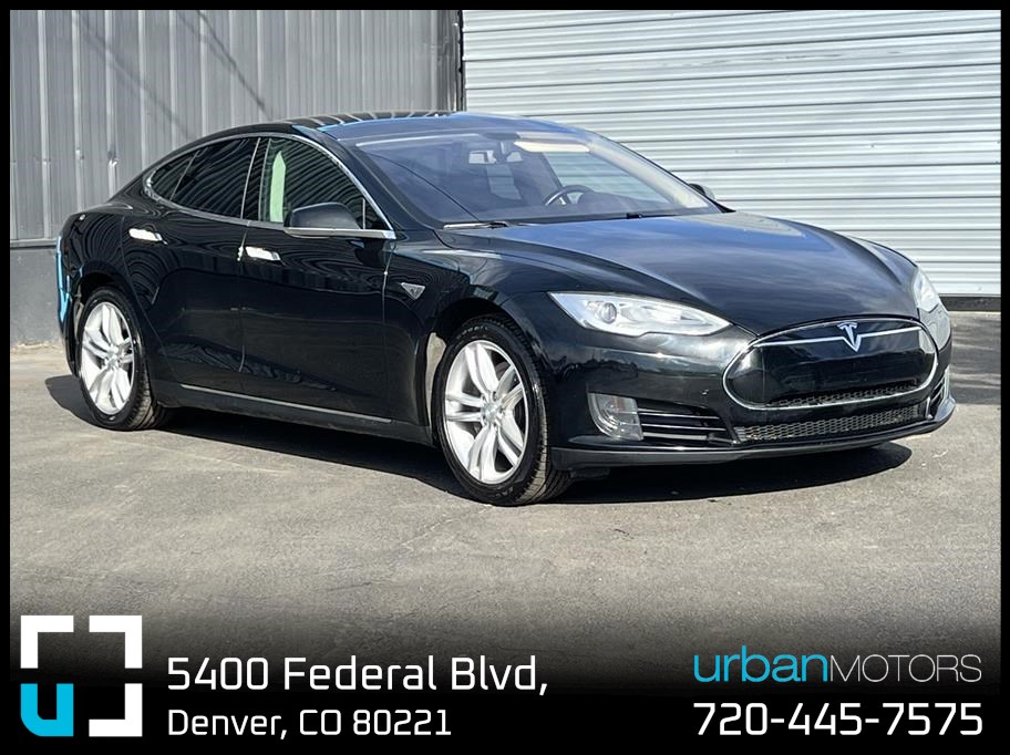 2014 Tesla Model S from Urban Motors Blue