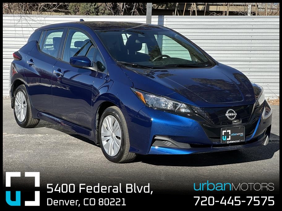 2025 Nissan Leaf S's photo