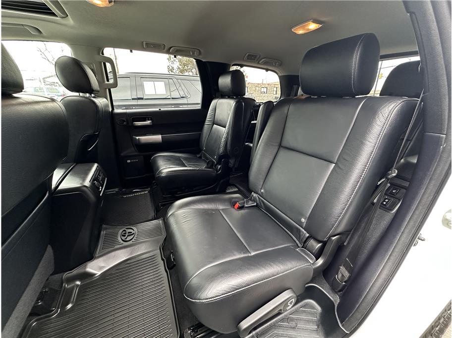 2021 Toyota Sequoia Nightshade - Photo 20
