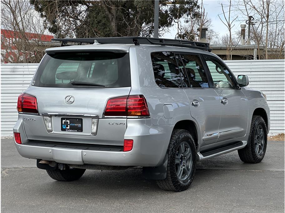 2008 Lexus LX 570 - Photo 10
