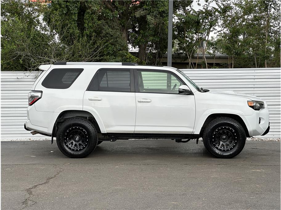2016 Toyota 4Runner Trail Premium - Photo 9