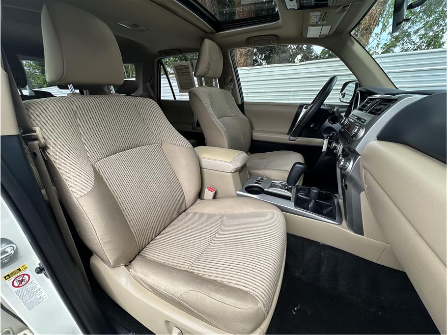 2012 Toyota 4Runner SR5 - Photo 15