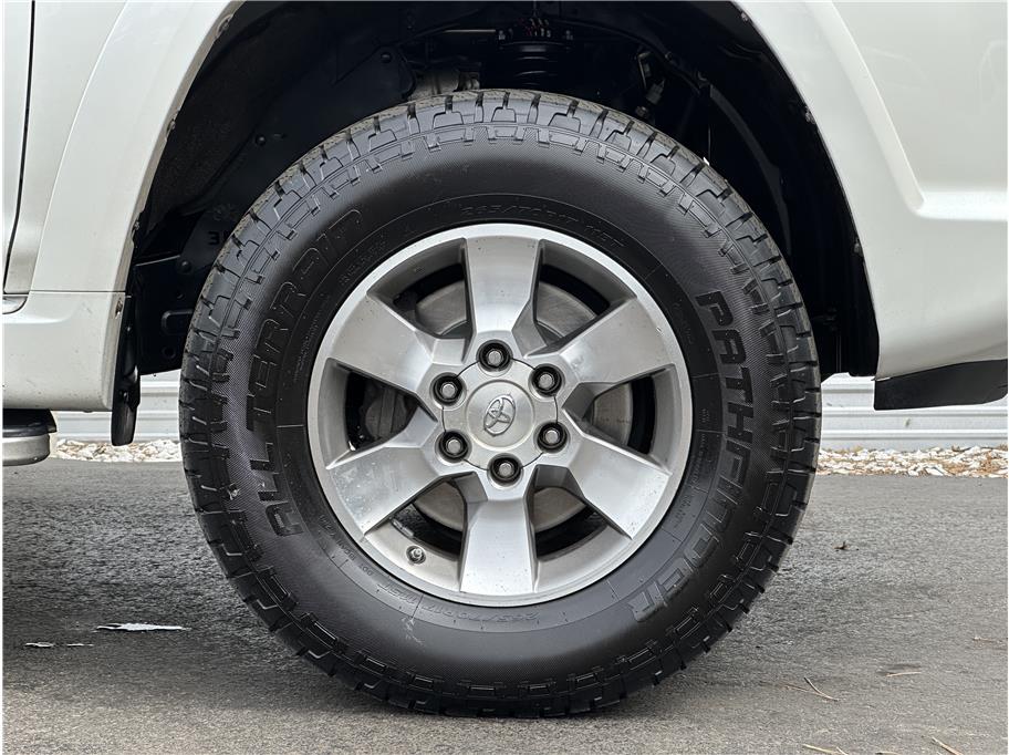 2012 Toyota 4Runner SR5 - Photo 29