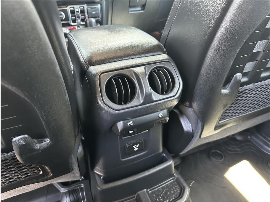 2021 Jeep Wrangler Unlimited Rubicon 392 - Photo 18