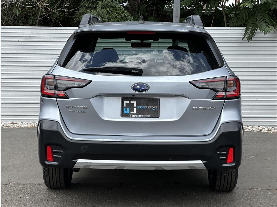 2021 Subaru Outback Limited - Photo 11
