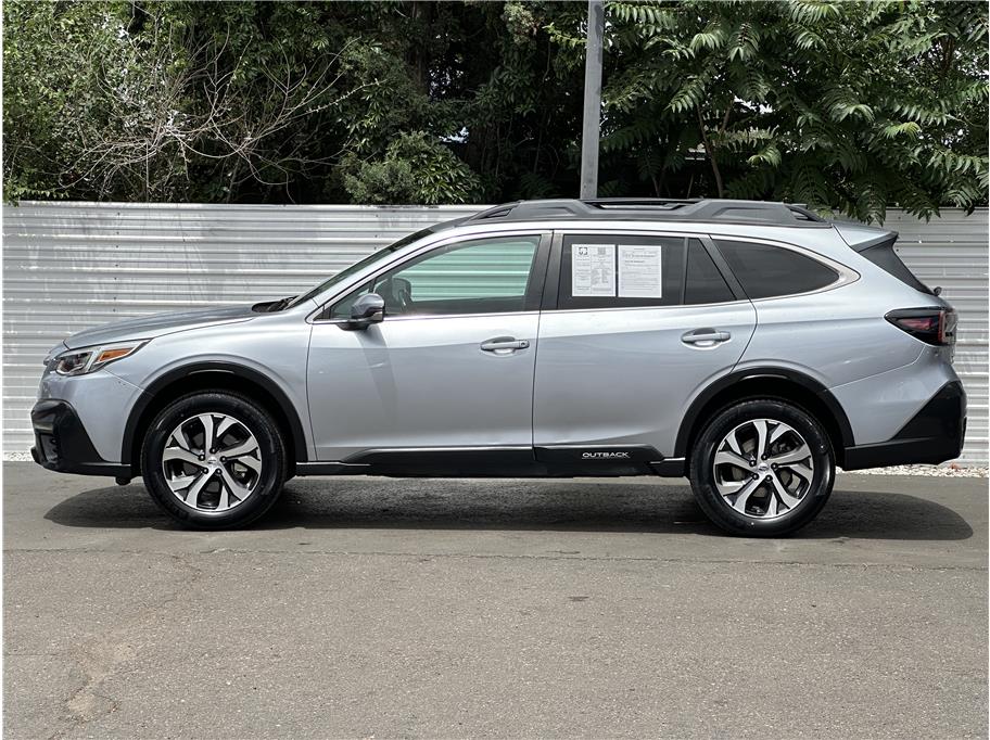 2021 Subaru Outback Limited - Photo 13