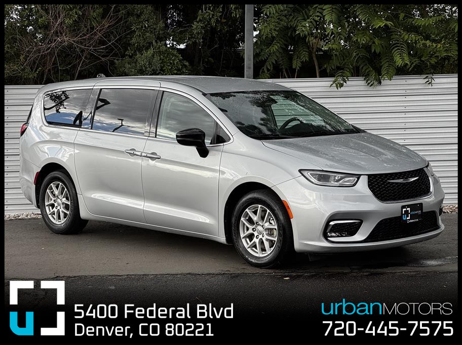 2024 Chrysler Pacifica