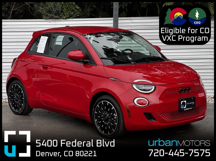 2024 FIAT 500e Base