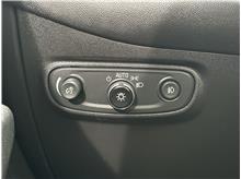 Vehicle Thumb #27