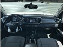 Vehicle Thumb #16