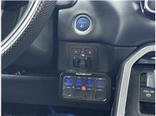 Vehicle Thumb #27