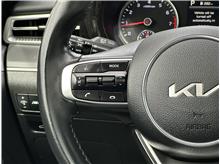 Vehicle Thumb #20