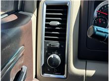 Vehicle Thumb #26