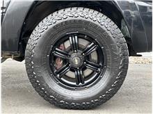 Vehicle Thumb #29