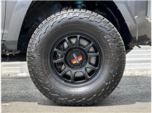 Vehicle Thumb #32