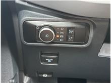 Vehicle Thumb #28