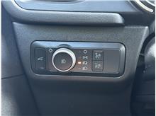 Vehicle Thumb #27