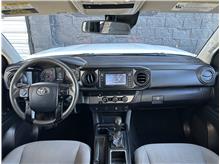 Vehicle Thumb #17