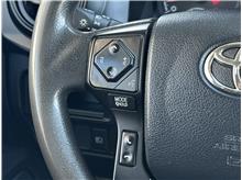 Vehicle Thumb #20