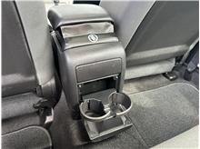 Vehicle Thumb #18