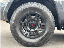 Vehicle Thumb #36