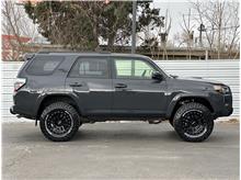 Vehicle Thumb #9
