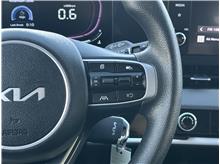 Vehicle Thumb #23