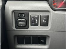 Vehicle Thumb #27
