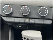 Vehicle Thumb #24