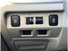 Vehicle Thumb #25