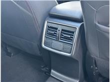Vehicle Thumb #25