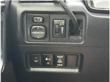 Vehicle Thumb #25