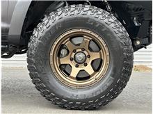 Vehicle Thumb #30