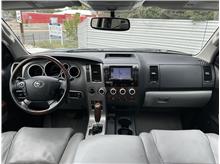 Vehicle Thumb #21