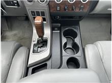 Vehicle Thumb #26