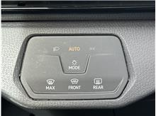 Vehicle Thumb #26