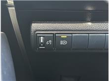 Vehicle Thumb #26