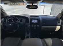 Vehicle Thumb #20
