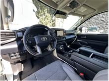 Vehicle Thumb #14