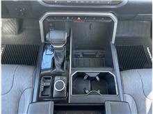 Vehicle Thumb #26