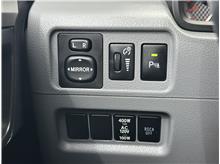 Vehicle Thumb #27