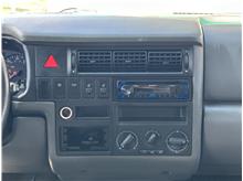 Vehicle Thumb #21