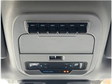 Vehicle Thumb #26