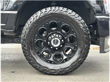 Vehicle Thumb #28