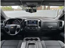 Vehicle Thumb #18