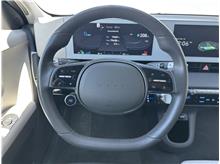 Vehicle Thumb #19